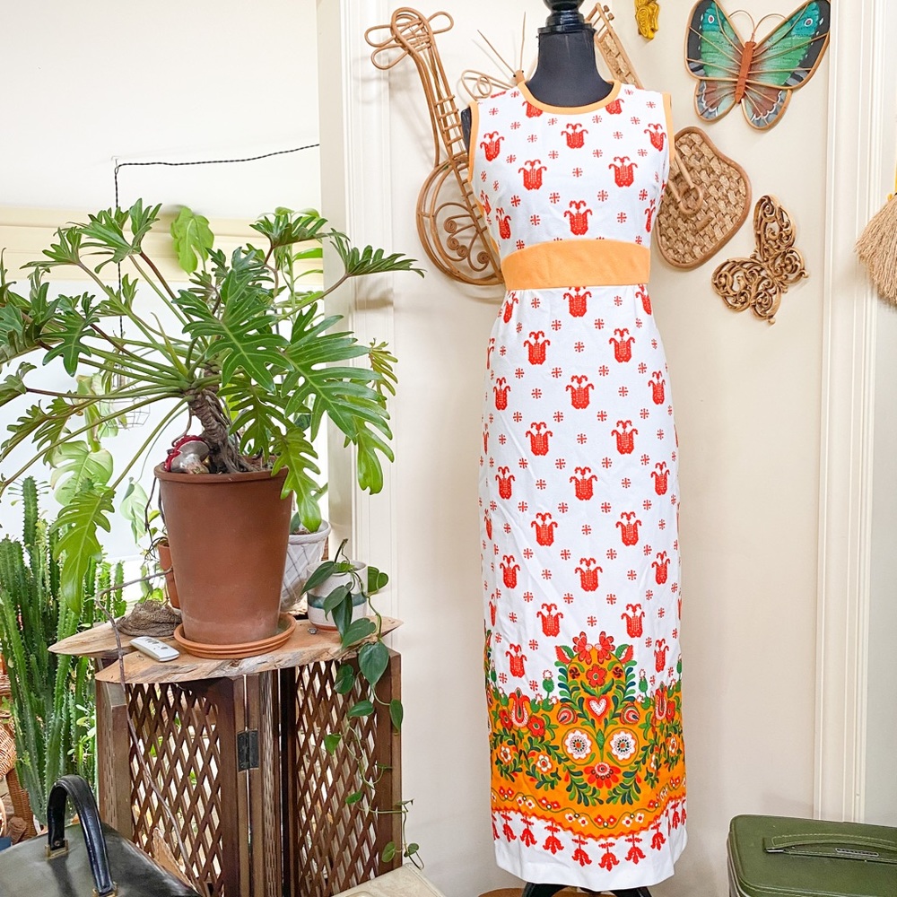 Vintage 70s Maxi Dress Folk Print